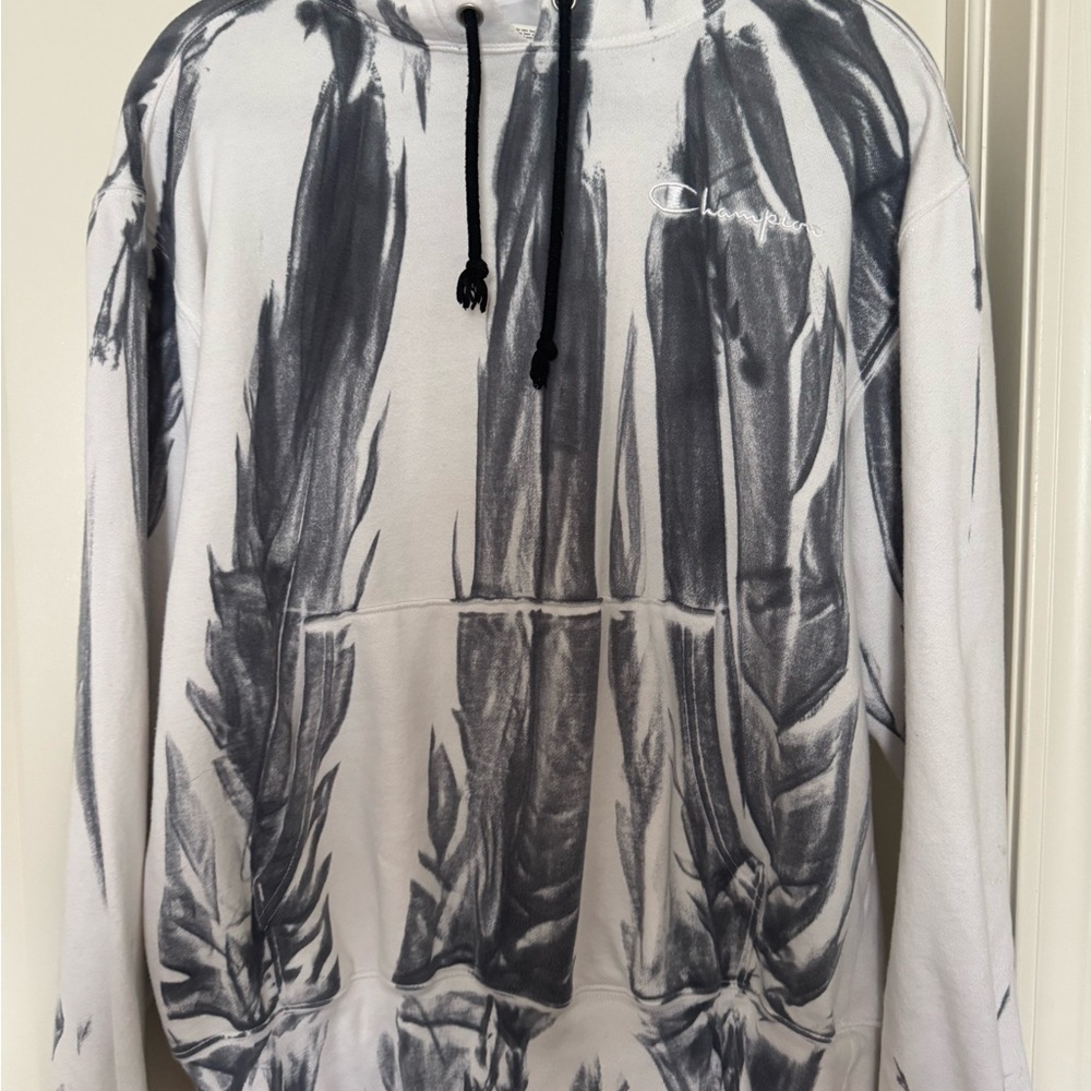 Champion Men's Black and White Hoodie